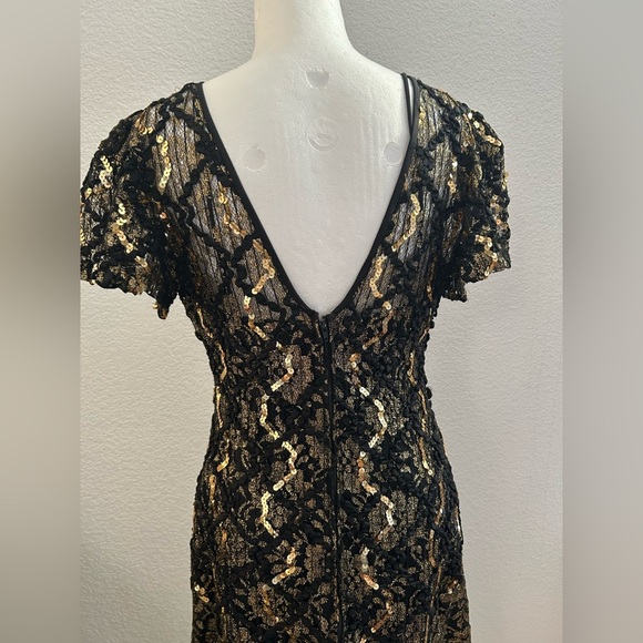 VINTAGE HW COLLECTIONS Chic Black and Gold Lace Midi Dress - Picture 7 of 11